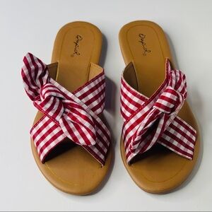 Women’s Qupid bow‎ sandals